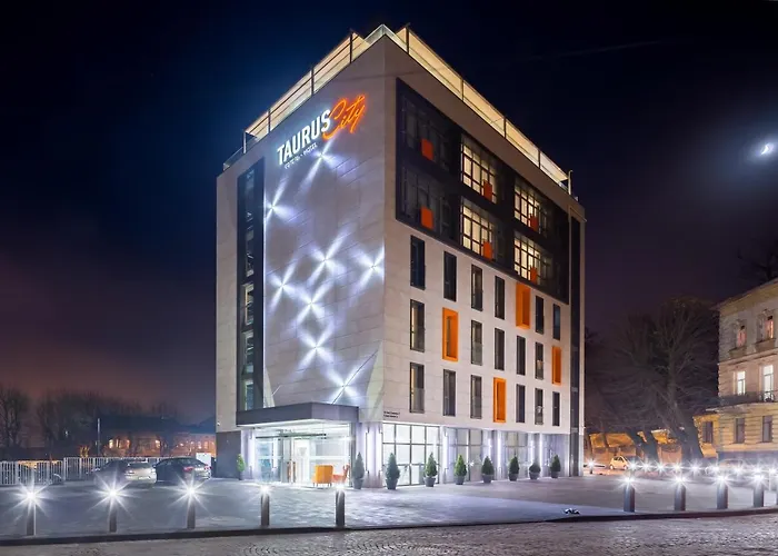 Taurus City Hotel Львів